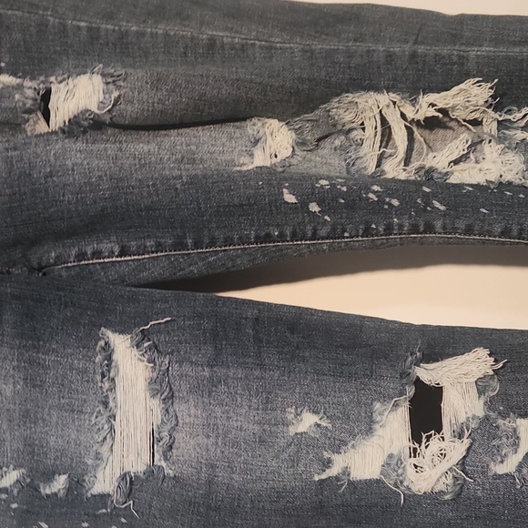 New. Judy Blue Boyfriend fit jeans - Picture 2 of 7